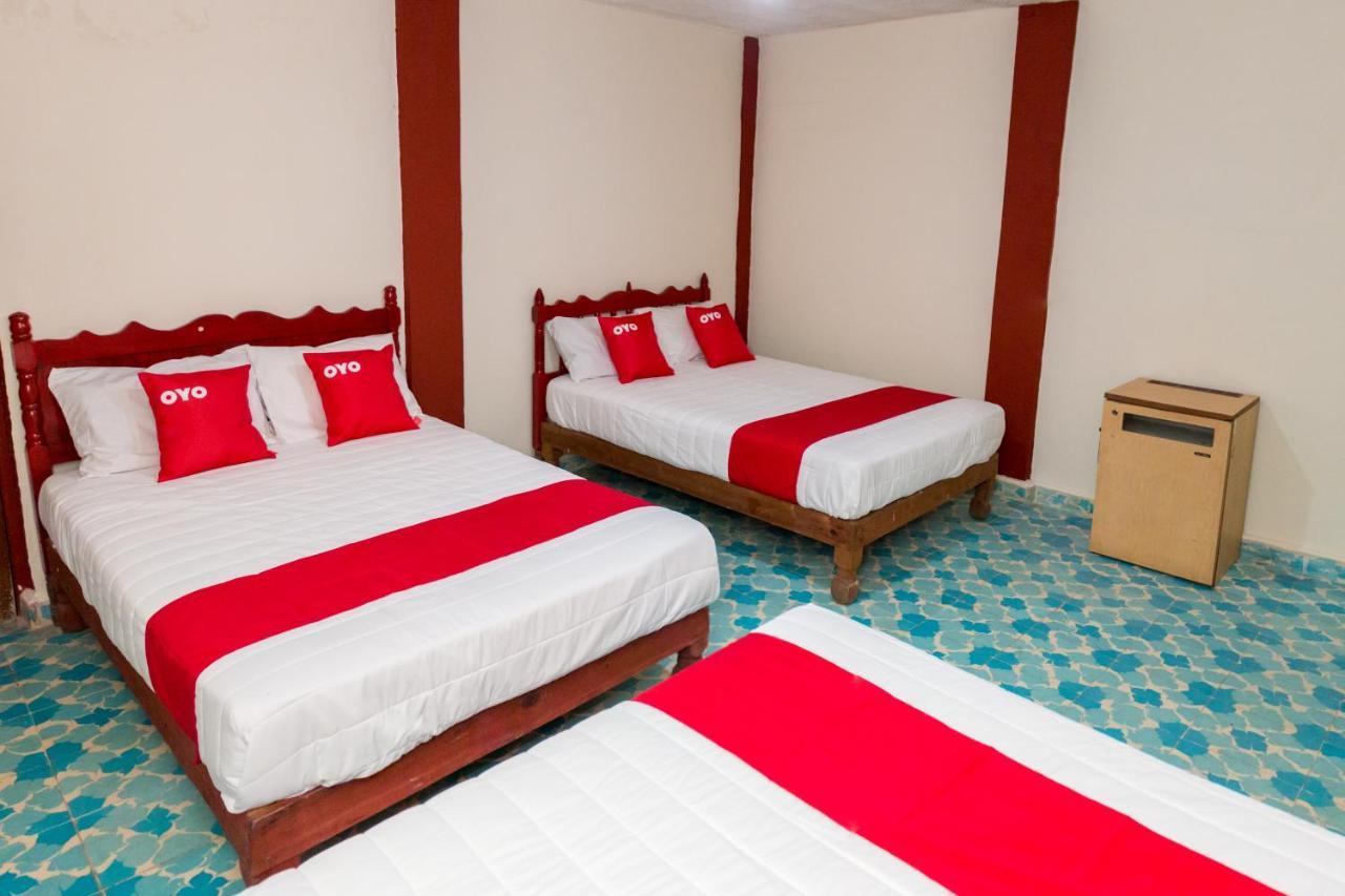 Oyo Hotel Rubi Zihuatanejo Zewnętrze zdjęcie