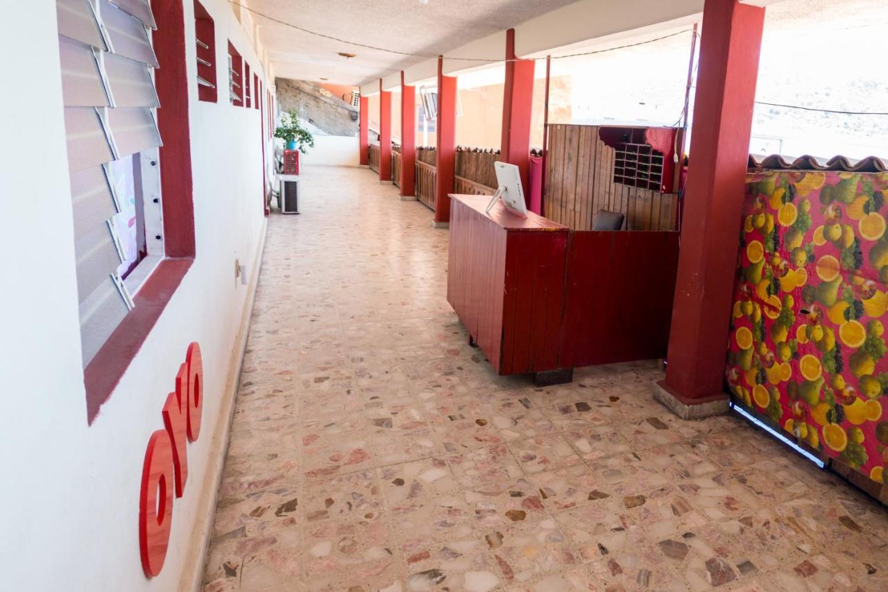 Oyo Hotel Rubi Zihuatanejo Zewnętrze zdjęcie